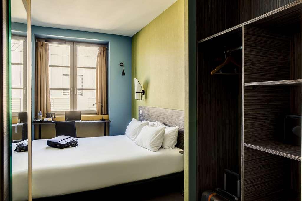 Republik Hotel Lyon Room photo